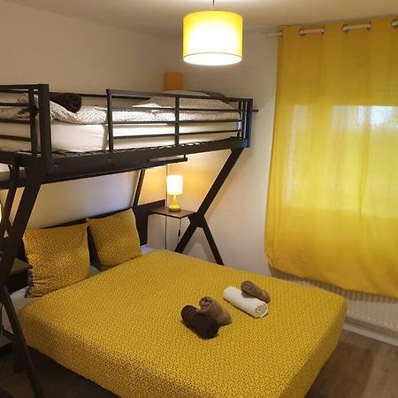 62 M2 Rez De Jardin, Terrasse , 6 Lits Et Parking Leilighet Annecy Eksteriør bilde